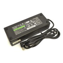 Зарядка для ноутбука Sony VGP-AC19V45 / 19,5 V / 120 W / 6,15 А (011304)